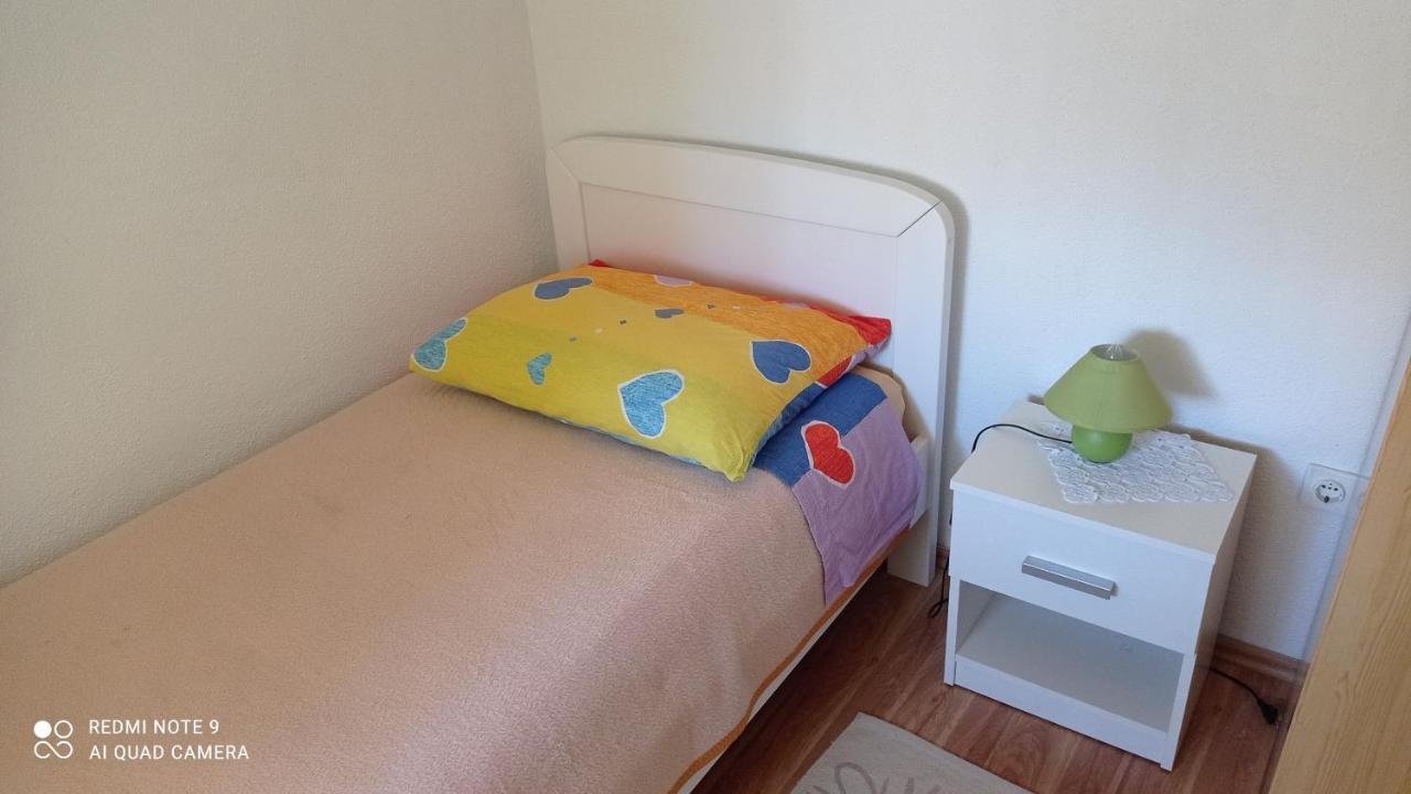 Holiday Home Marija Vrlika Exterior foto